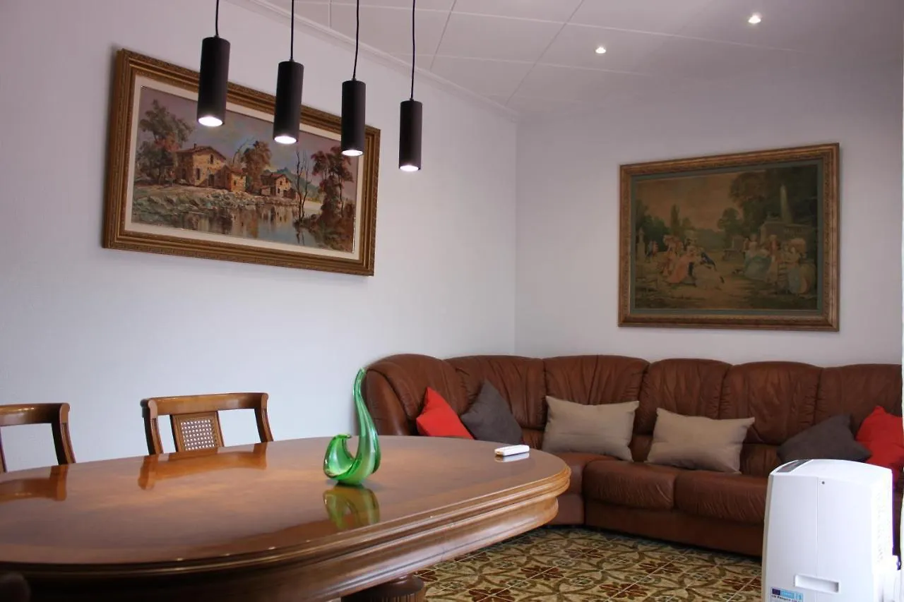 Precioso apartamento con sauna y terraza Bas